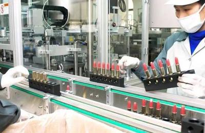 東方美谷迎盛會 國際化妝品大會在奉賢開幕，引領行業技術新浪潮